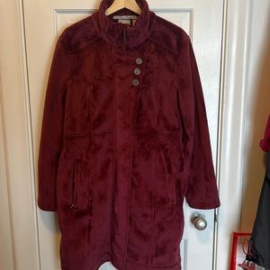 Athleta Burgundy Plush Cozy Faux Shearling Sherpa Coat Soft Women’s XL